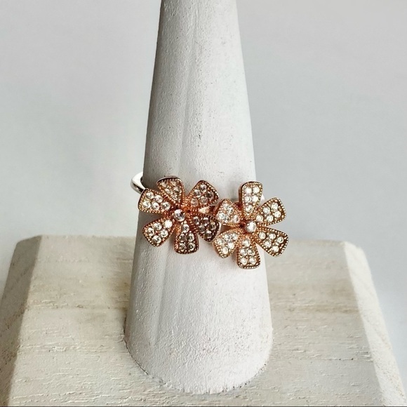 Sterling Silver 925 Rose Gold Plated Crystal Daisy Flowers Ring Size 8 - Picture 10 of 13